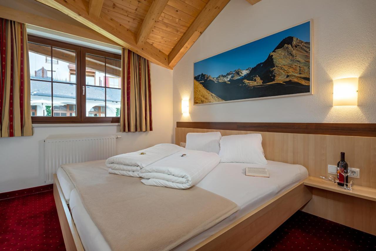 Apart-Hotel Aurora ฟิสส์ ภายนอก รูปภาพ